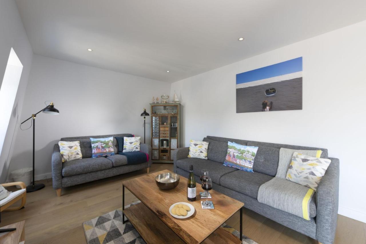 Fowey Penthouse, Fowey Apartment ภายนอก รูปภาพ